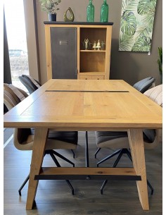 TABLE DE REPAS + VITRINE +... 2